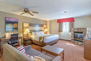 هتل Quality Inn Near Rocky Mountain National Park