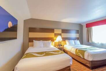 هتل Quality Inn Near Rocky Mountain National Park
