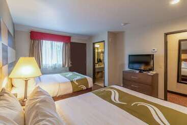 هتل Quality Inn Near Rocky Mountain National Park