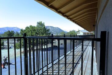 هتل Quality Inn Near Rocky Mountain National Park