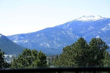 هتل Quality Inn Near Rocky Mountain National Park