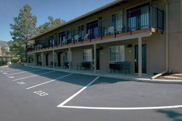 هتل Quality Inn Near Rocky Mountain National Park