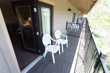 هتل Quality Inn Near Rocky Mountain National Park