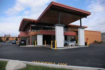 هتل Quality Inn O'Hare Airport