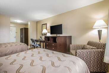 هتل Quality Inn O'Hare Airport