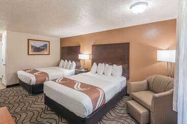 호텔 Quality Inn & Suites Downtown Walla Walla