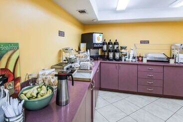 هتل Quality Inn Gainesville Near University