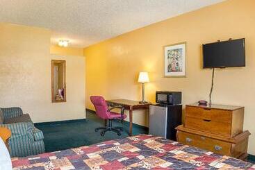 هتل Rodeway Inn Roswell West