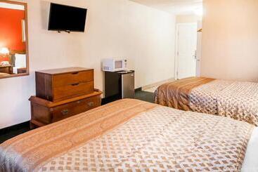 هتل Rodeway Inn Roswell West