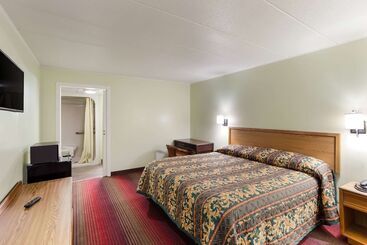 هتل Rodeway Inn