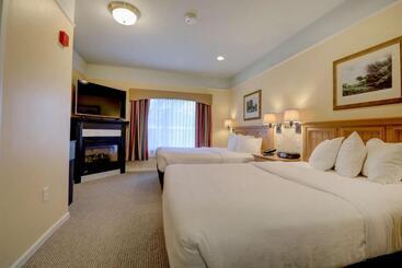 هتل Senator Inn & Spa
