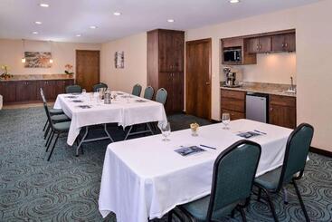 هتل Station House Inn South Lake Tahoe, By Oliver