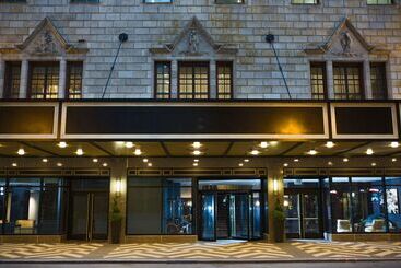The Allegro Royal Sonesta Hotel Chicago Loop