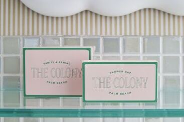 هتل The Colony