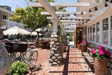 هتل Le Petit Pali At 8th Ave