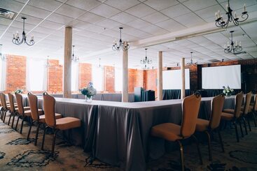 هتل The Historic Brookstown Inn, Trademark Collection By Wyndham
