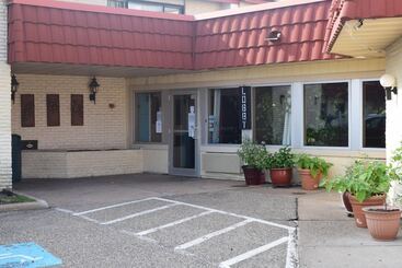 مُتل Regency Inn And Suites