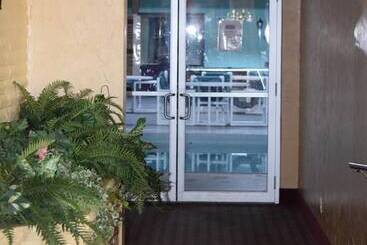 مُتل Regency Inn And Suites