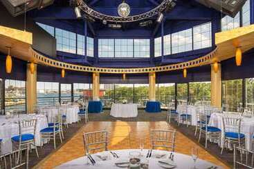 Pier 5 Hotel Baltimore