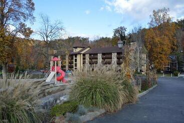 Resort Brookside Lodge
