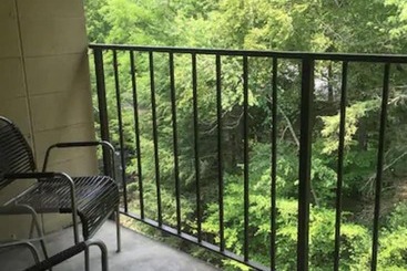 Resort Brookside Lodge