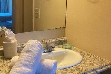 Altamonte Springs Hotel And Suites
