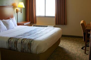 هتل Barkers Island Inn Resort & Conference Center