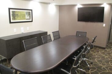Отель Best Western Harvest Inn & Suites
