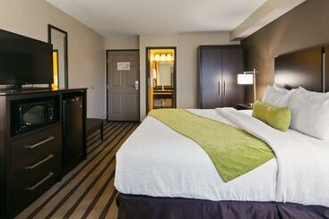 Отель Best Western Harvest Inn & Suites