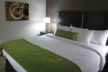 Отель Best Western Harvest Inn & Suites