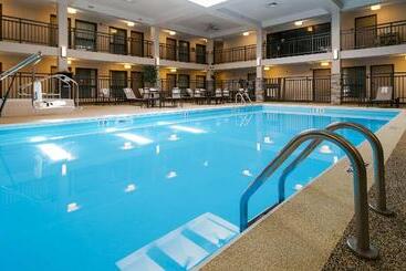 Отель Best Western Harvest Inn & Suites