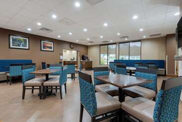 هتل Comfort Inn Binghamton I81