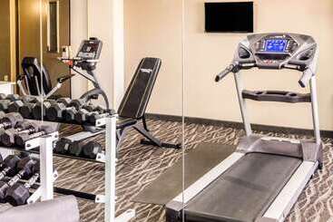 هتل Comfort Inn Downtown Charleston