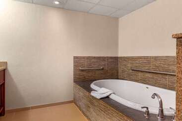 ホテル Comfort Inn Foxboro – Mansfield