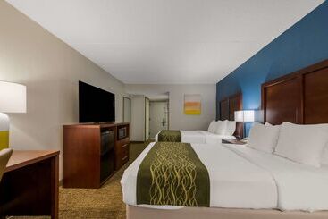 هتل Comfort Inn Newport News  Hampton I64
