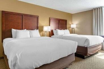 هتل Comfort Inn