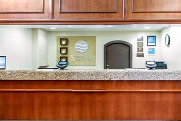 هتل Comfort Inn & Suites San Francisco Airport North