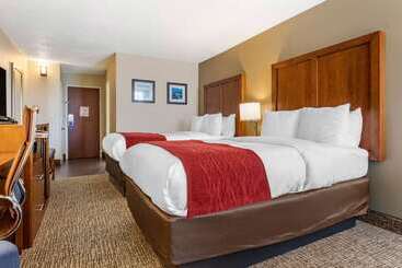 هتل Comfort Inn University