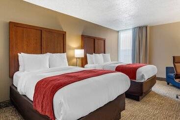 هتل Comfort Inn University