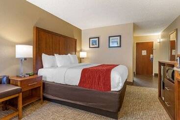 هتل Comfort Inn University