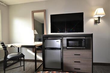 هتل Countryside Inn & Suites Omaha East Council Bluffs Ia