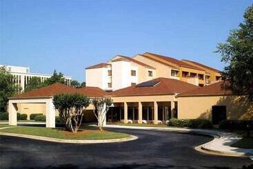 هتل Courtyard By Marriott Atlanta Executive Park/emory