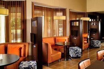 هتل Courtyard By Marriott Atlanta Executive Park/emory