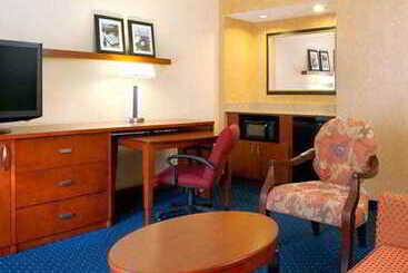 هتل Courtyard Atlanta Marietta/i75 North
