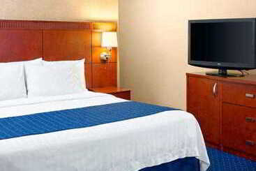 هتل Courtyard Atlanta Marietta/i75 North