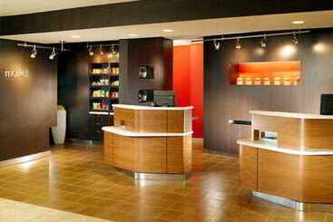 هتل Courtyard By Marriott Augusta