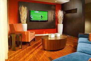 هتل Courtyard By Marriott Augusta