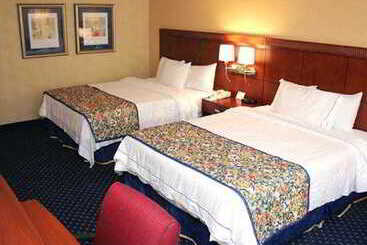 هتل Courtyard By Marriott Augusta