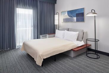 هتل Courtyard Chicago Highland Park/northbrook