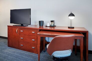 هتل Courtyard Chicago Highland Park/northbrook